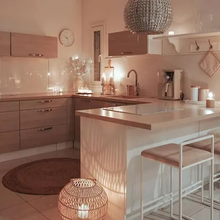 Lapitar Villa *